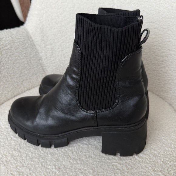 Steve Madden boots - Picture 1 of 5